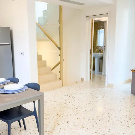 Clodia Prestige By Ca-sa Check Vila