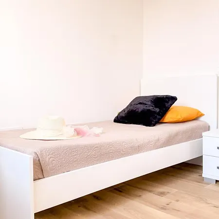 Vila Clodia Prestige By Ca-sa Check *